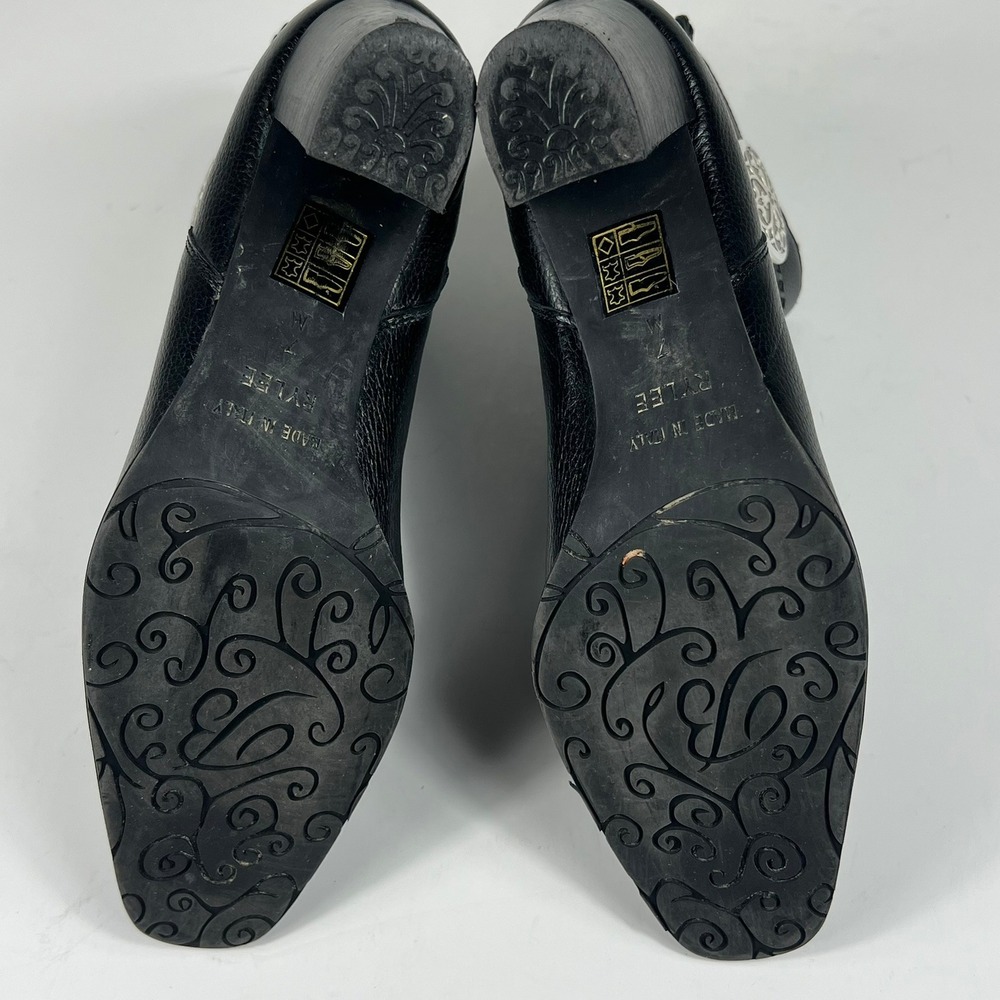 Brighton Rylee Ankle Boots Leather Silver Concho Square Toe Black Womens 7 M - Picture 8 of 11